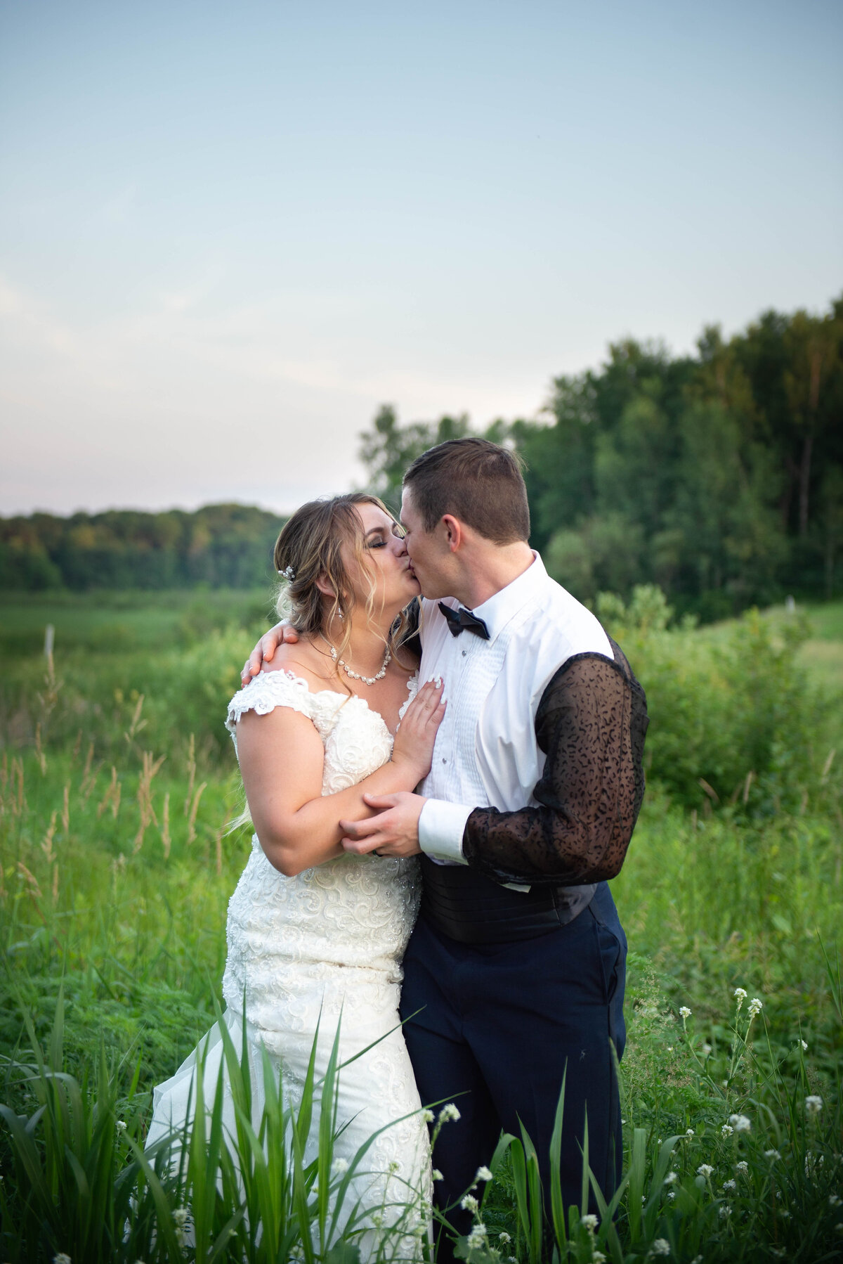 Wedding Photography Nicole Hollenkamp St Cloud MN Central MN