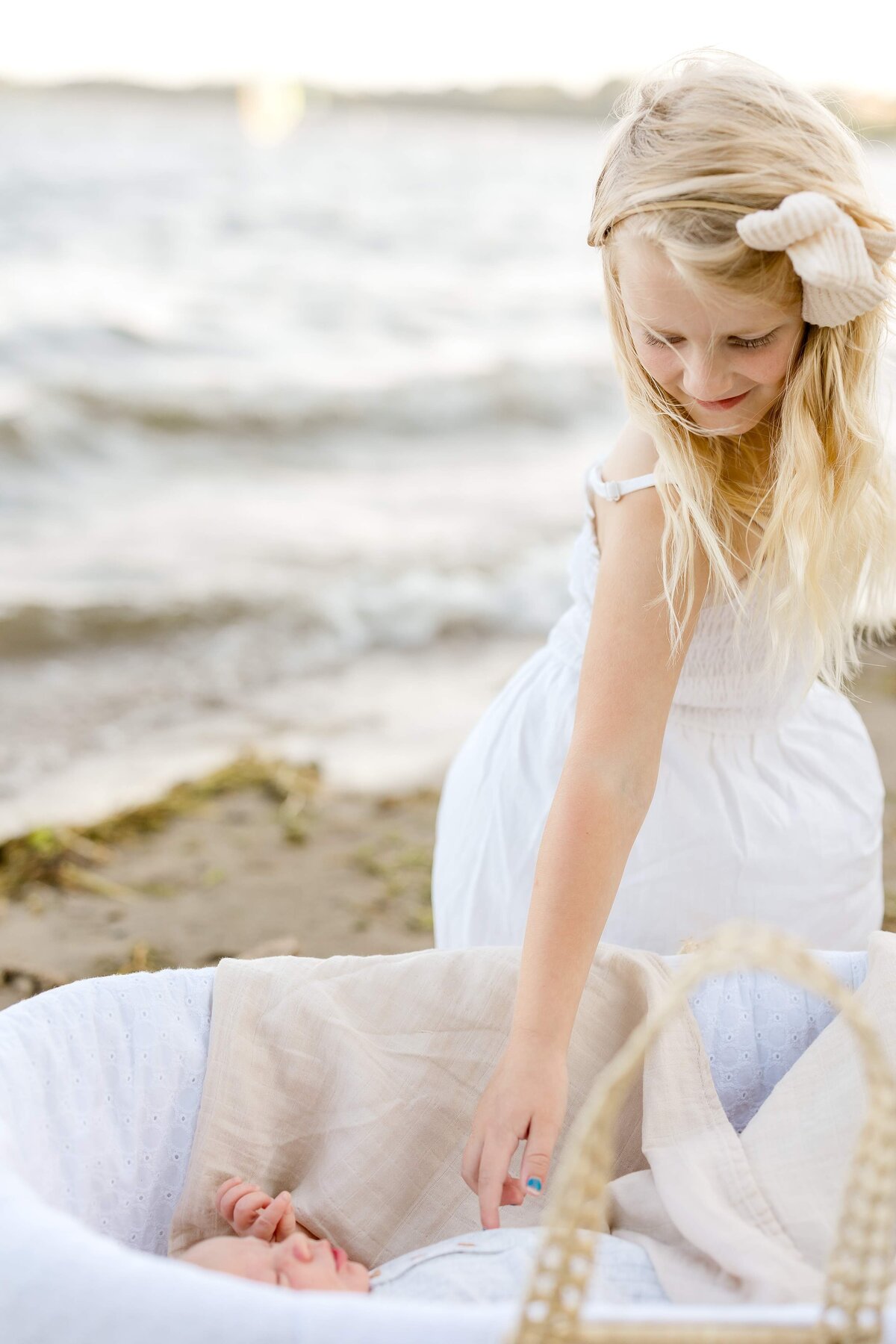 newborn-photographer-near-minneapolis-best-of-mn-alexandra-robyn_0003