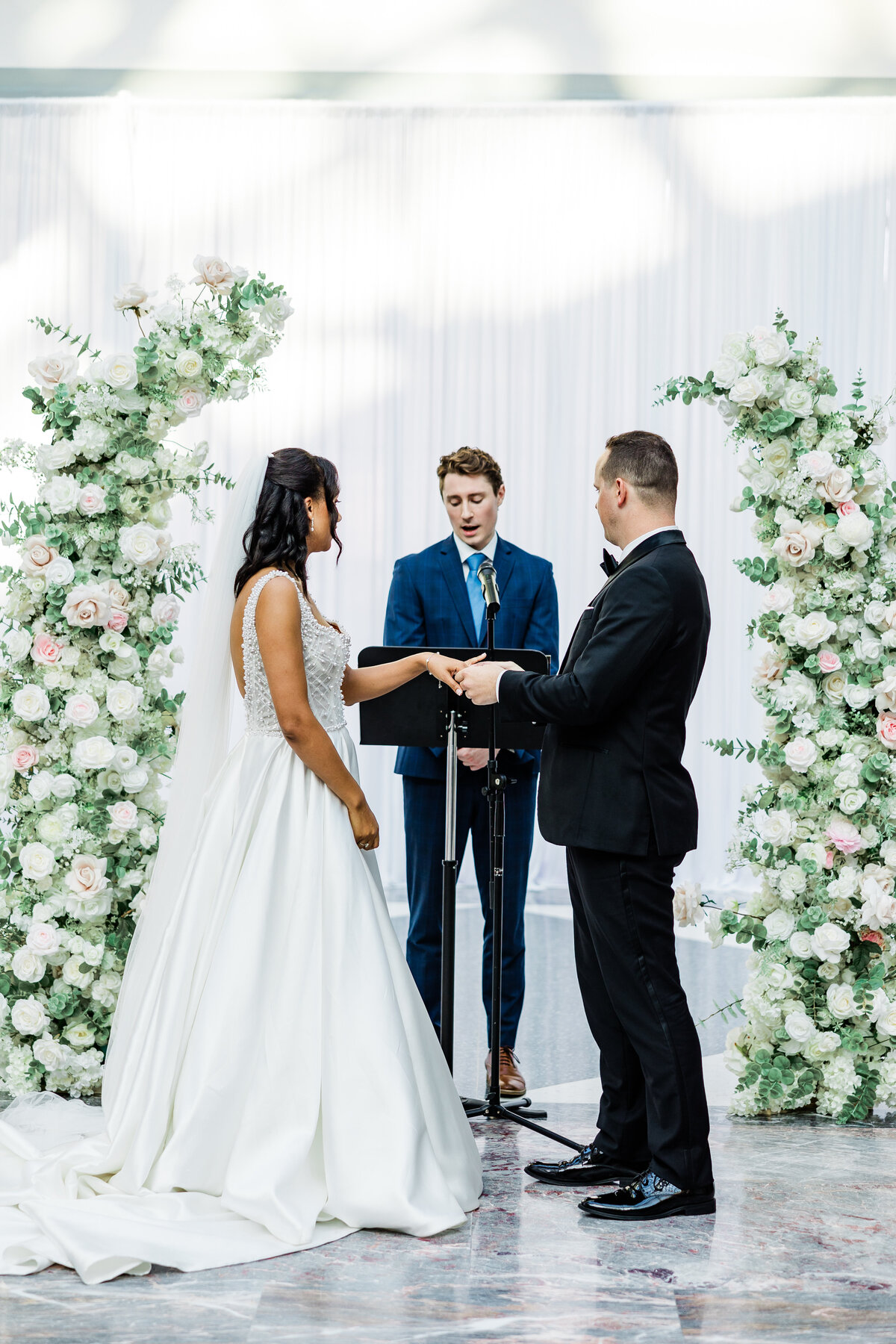 Summer WEdding at Harold Washington Library Chicago Expedition Joy Photography-91