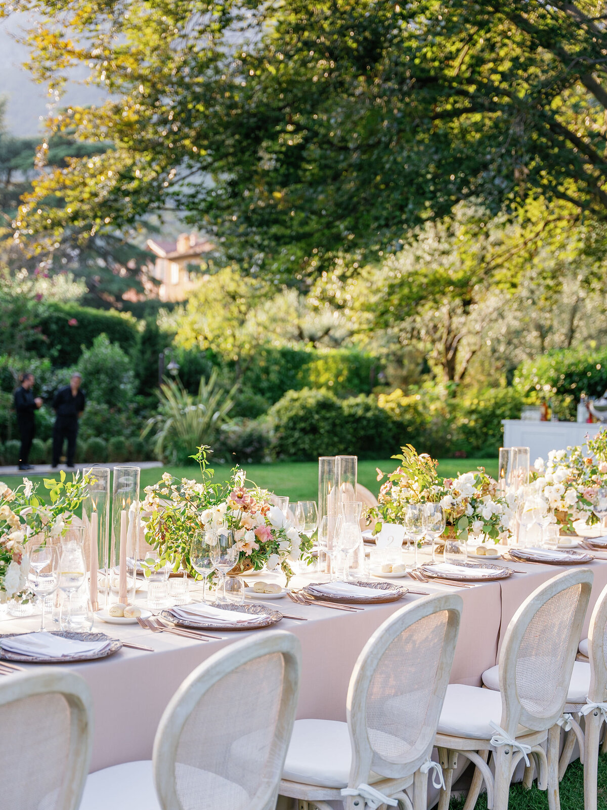 Copy of Dinner_Wedding_L&L_©_Oliver_Fly_Photography_33