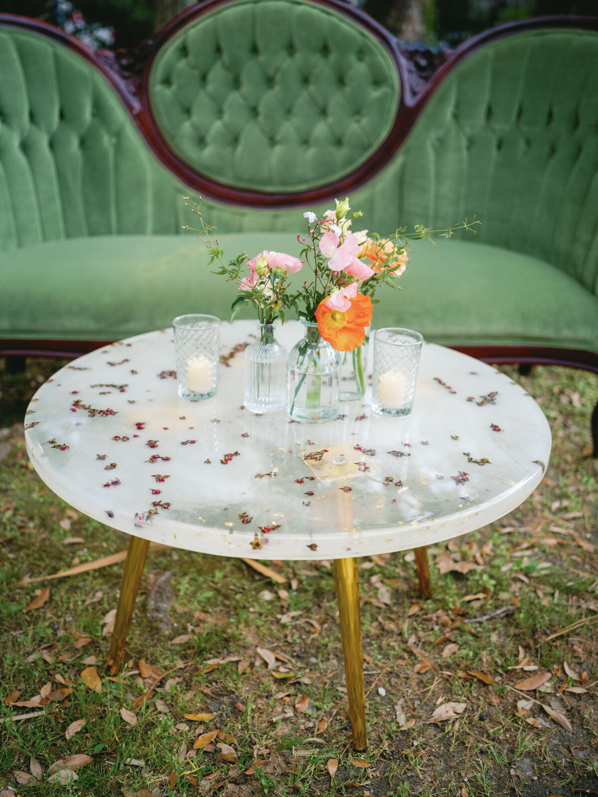 Stephanie and Jacob's colorful Derbes Mansion Wedding