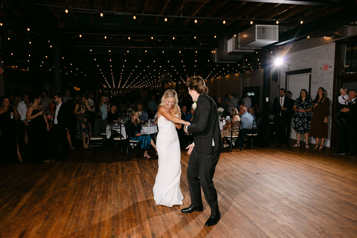 Kendal+Jared_HarvesterSquareWedding_TonyaHjortPhotography-1000