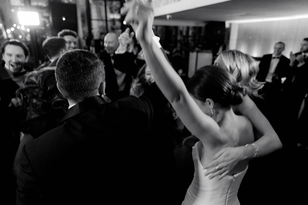 bryant-park-grill-nyc-wedding-photographer-love-melissa-766