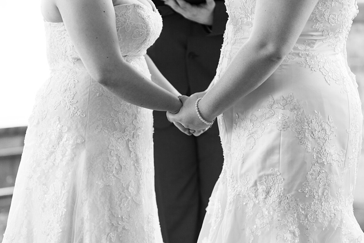 Wedding-Ceremony-Photos-The-Bride-and-Bauer-Kansas-City-Wedding-Photographer-Emily-Lynn-Photography_0149