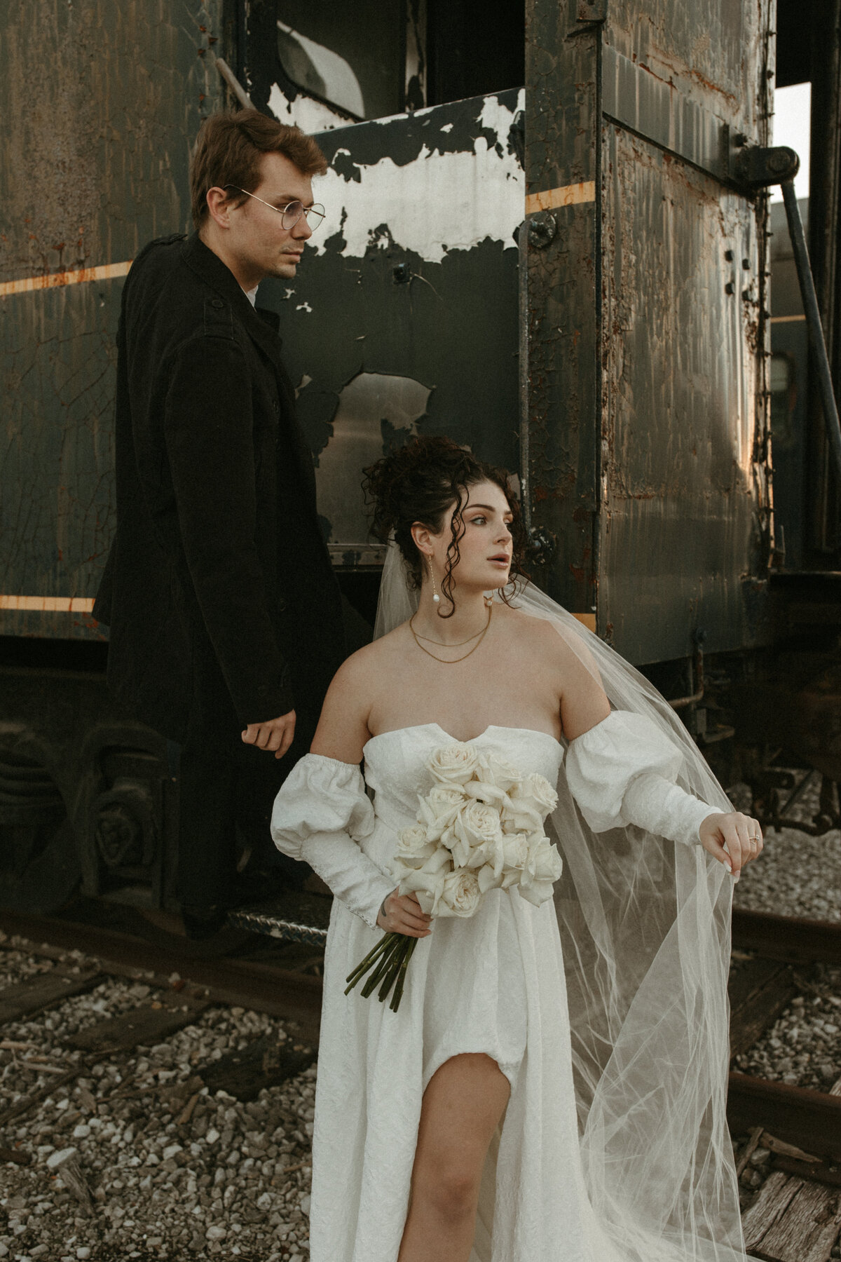 european-train-runaway-bride-elopement-rome-italy-romantic-film-70