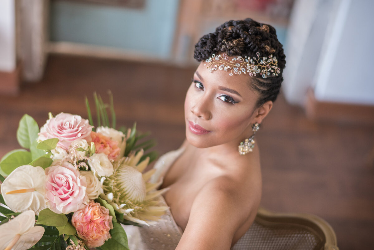 TropicalMasqueradeStyle037_HR_4k_wb24