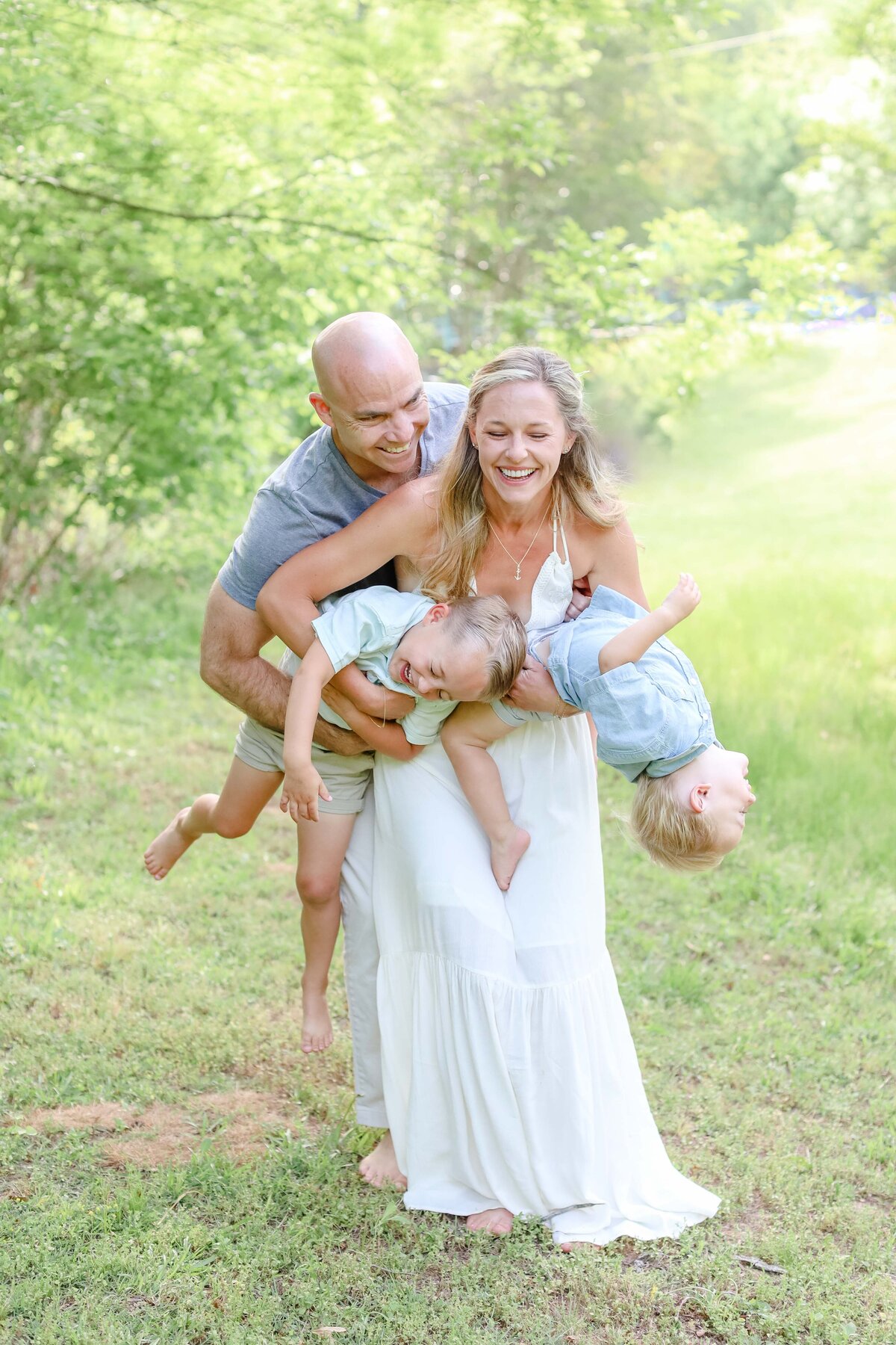 Greenville-SC-Family-Spring-Mini-Session-Magnolia-and-Grace-Photography-Co-MeganP24