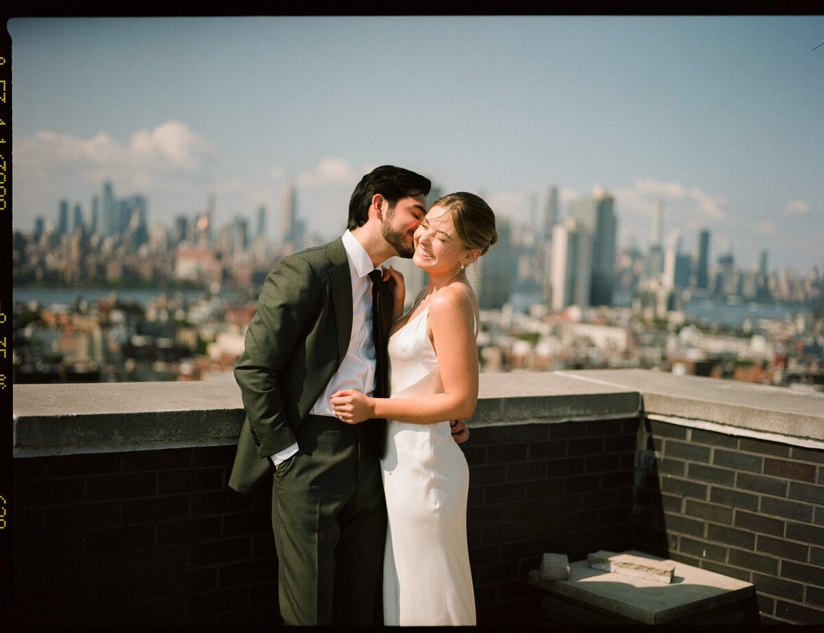 Emily&JulianBrooklynWeddingFilm-24