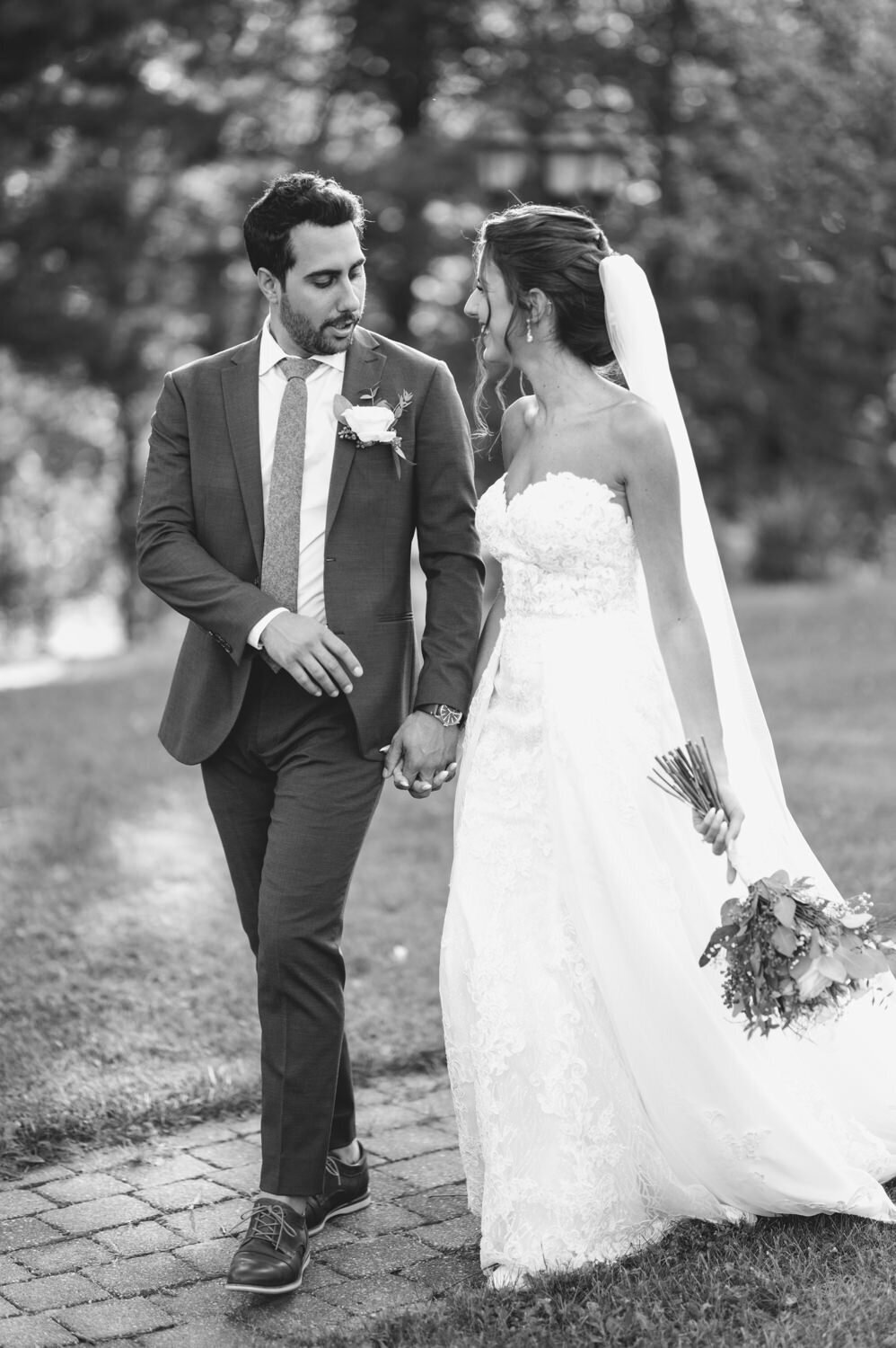 wedding-procession-black-and-white