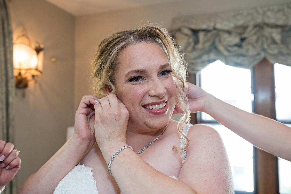 Wedding-Photographer-in-Michigan-079