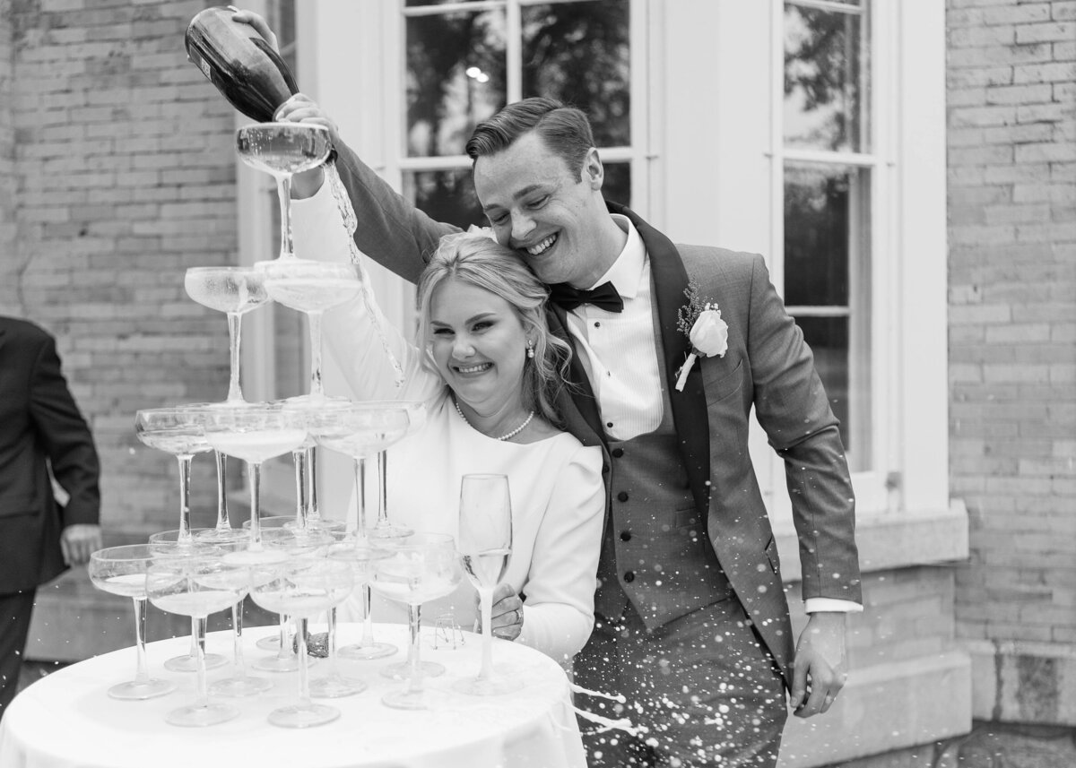 Tara-McMullen-Wedding-Photography-0183