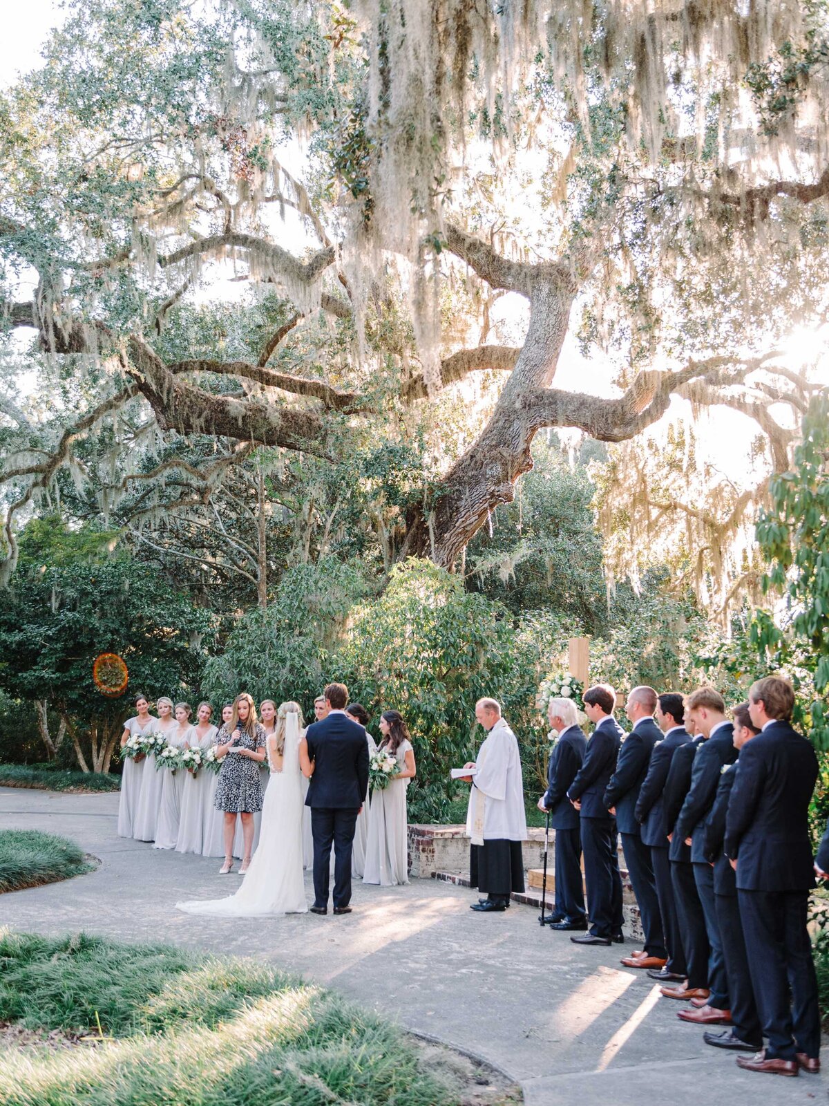 Wedding Photographers at Brookgreen Gardens - Wedding Venue Photo Ideas in South Carolina