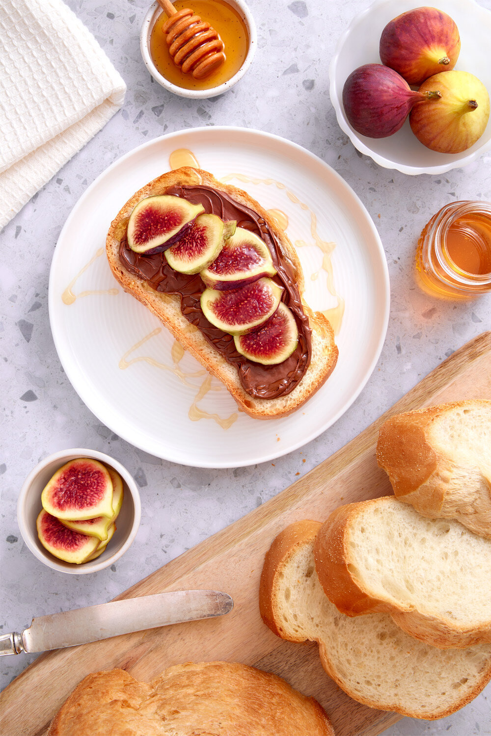 Nutella Toast with Figs and Honey