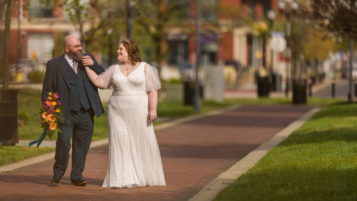 FoxBrazen_MacayoWedding_1536a
