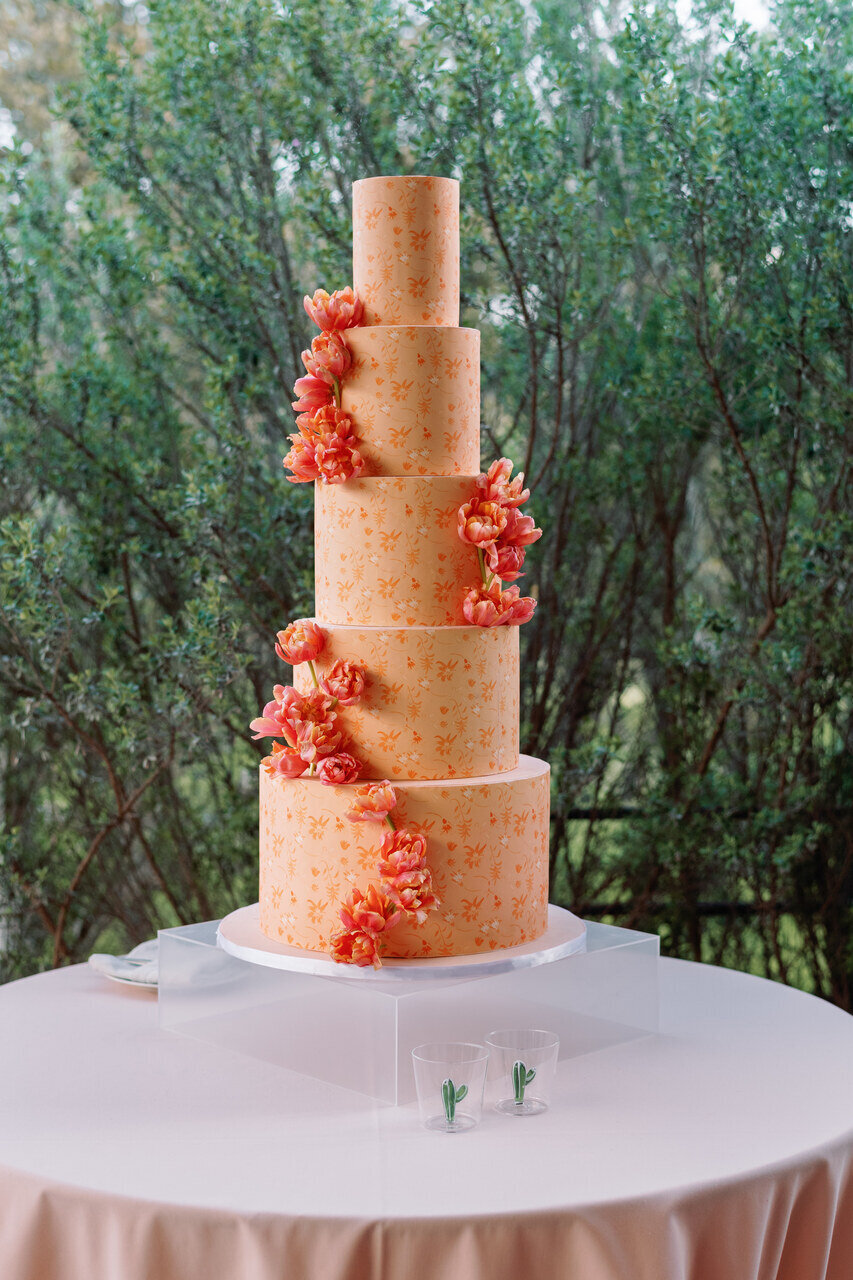 39-colorful-ranch-wedding-max-owens-design