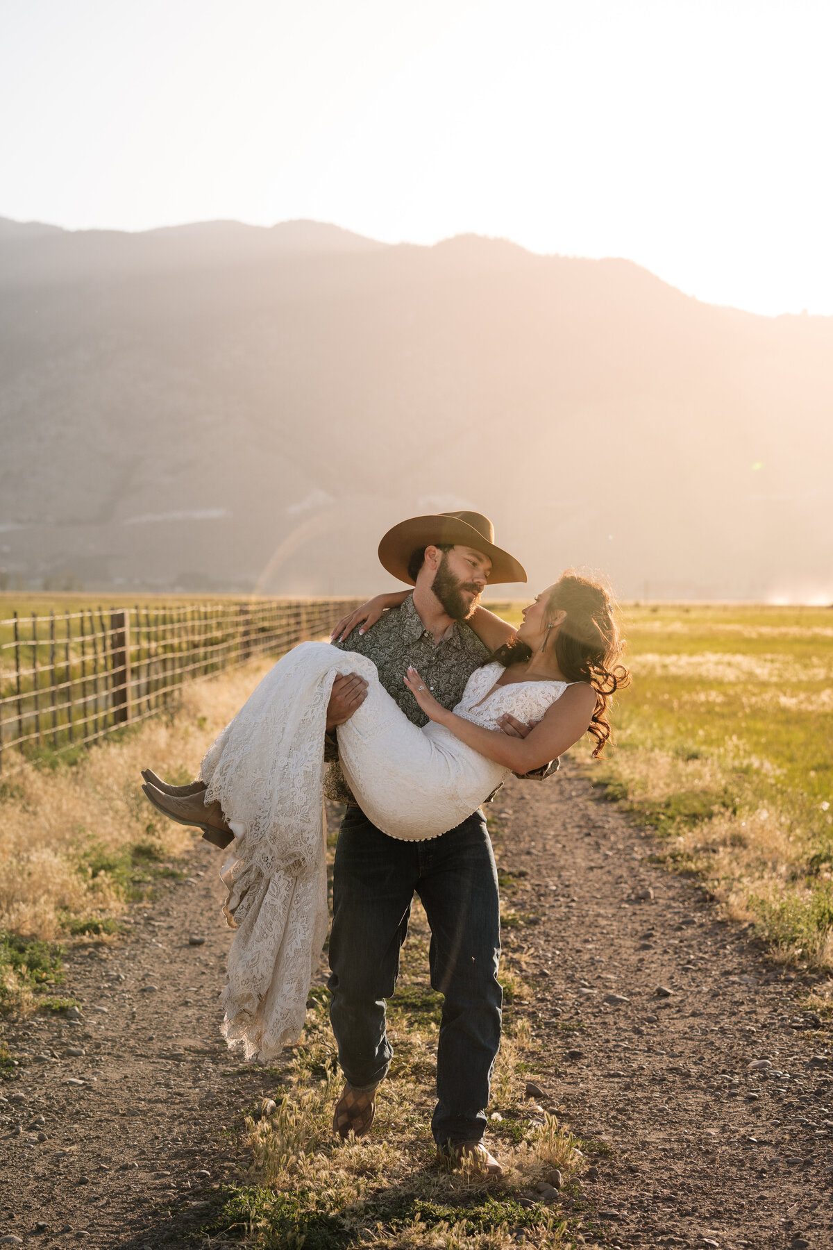 parkhomeranchwesternelegantwedding-33