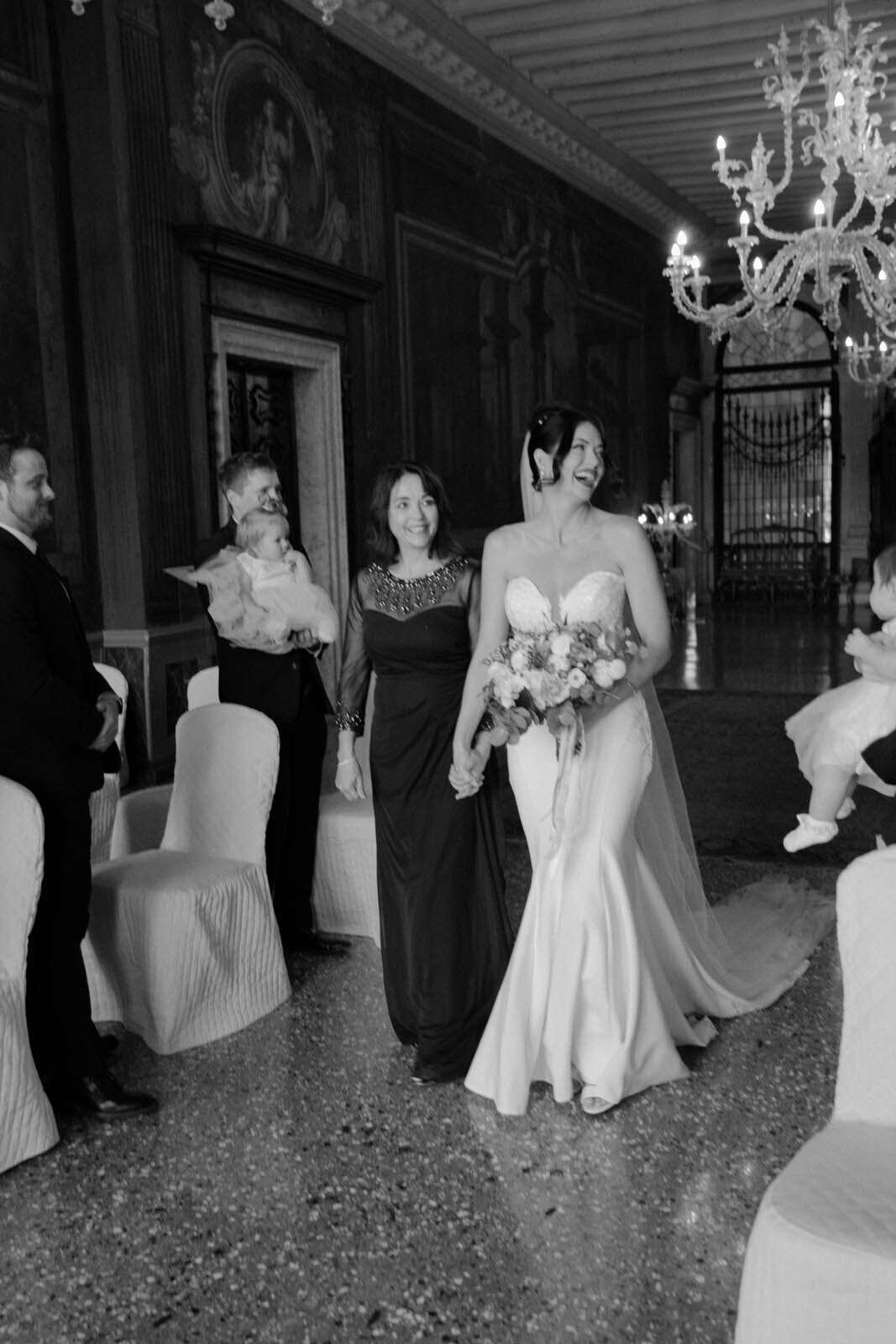 Flora_And_Grace_Venice_Editorial_Wedding_Photographer (39 von 198)