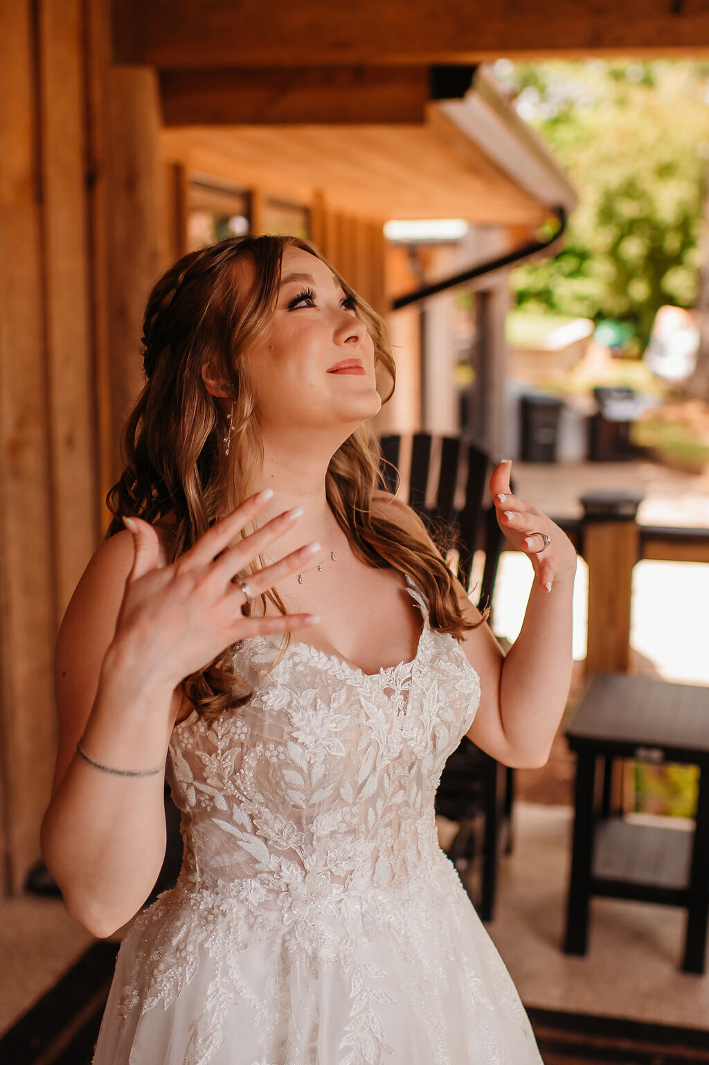 bride-bridesmaid-first-look-lewallen-farms-ga