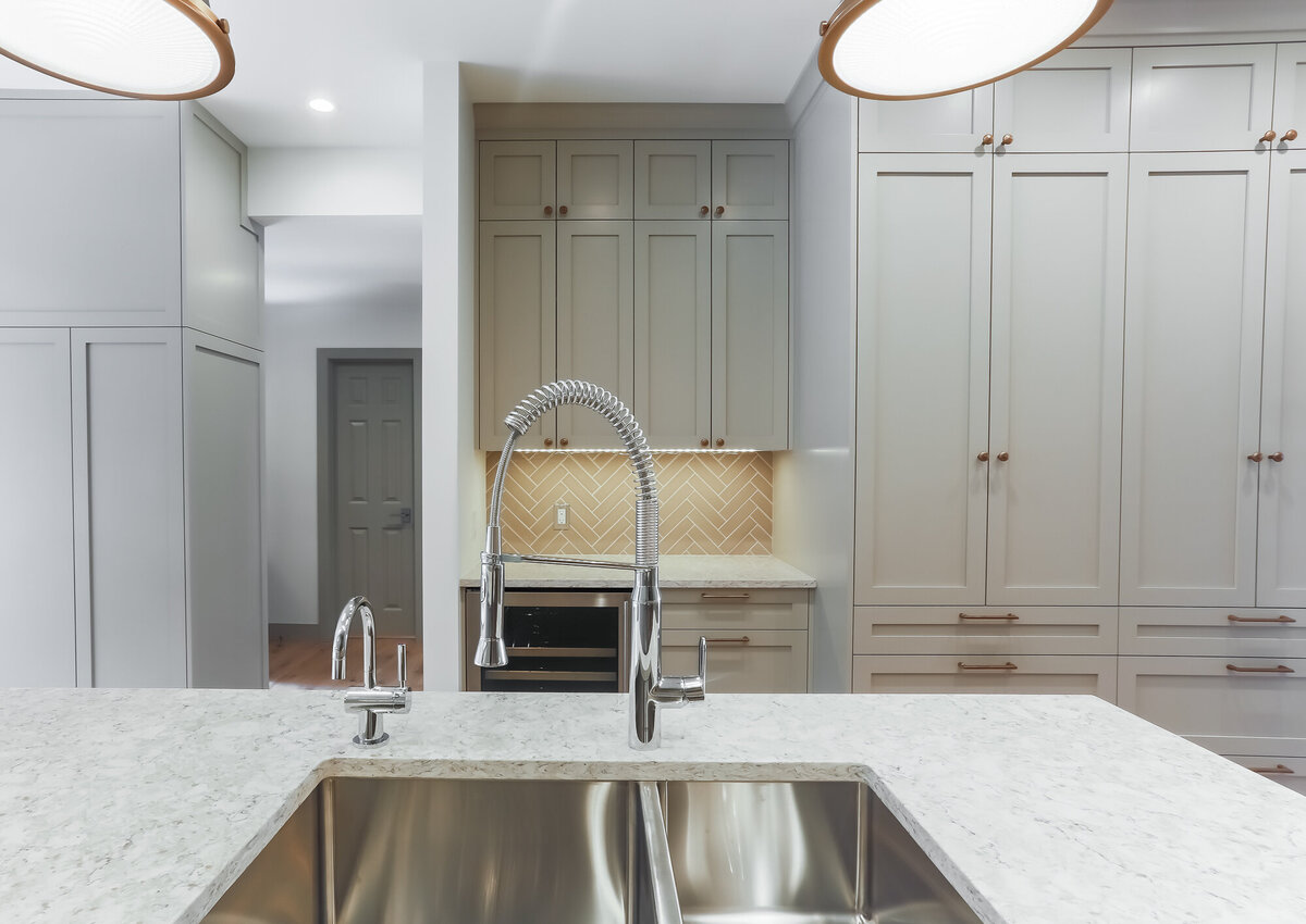 #15 3203 RIDEAU PLACE-29