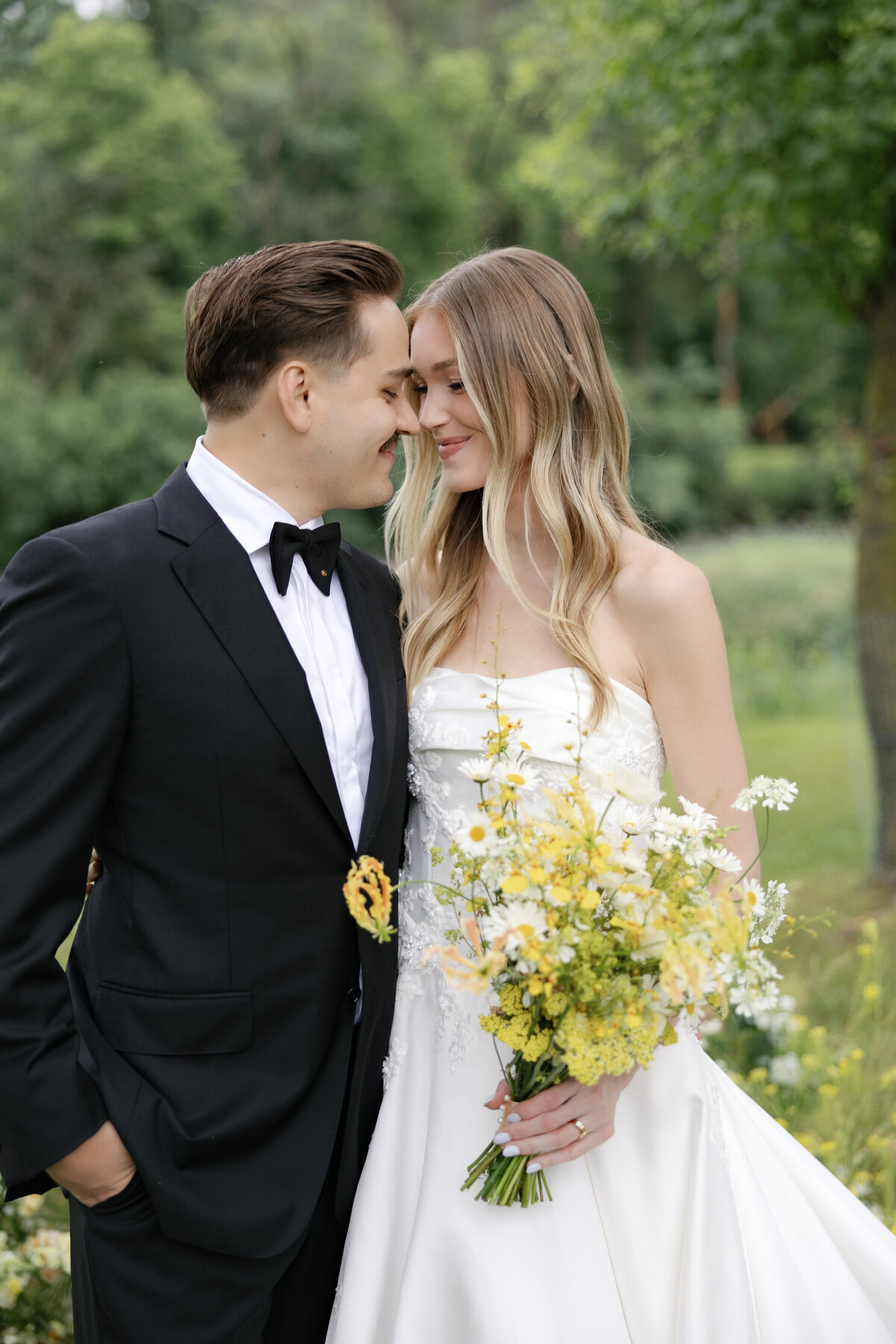 loui_photography_serce_events_la_pointe_play_boquet_summer_wedding-2