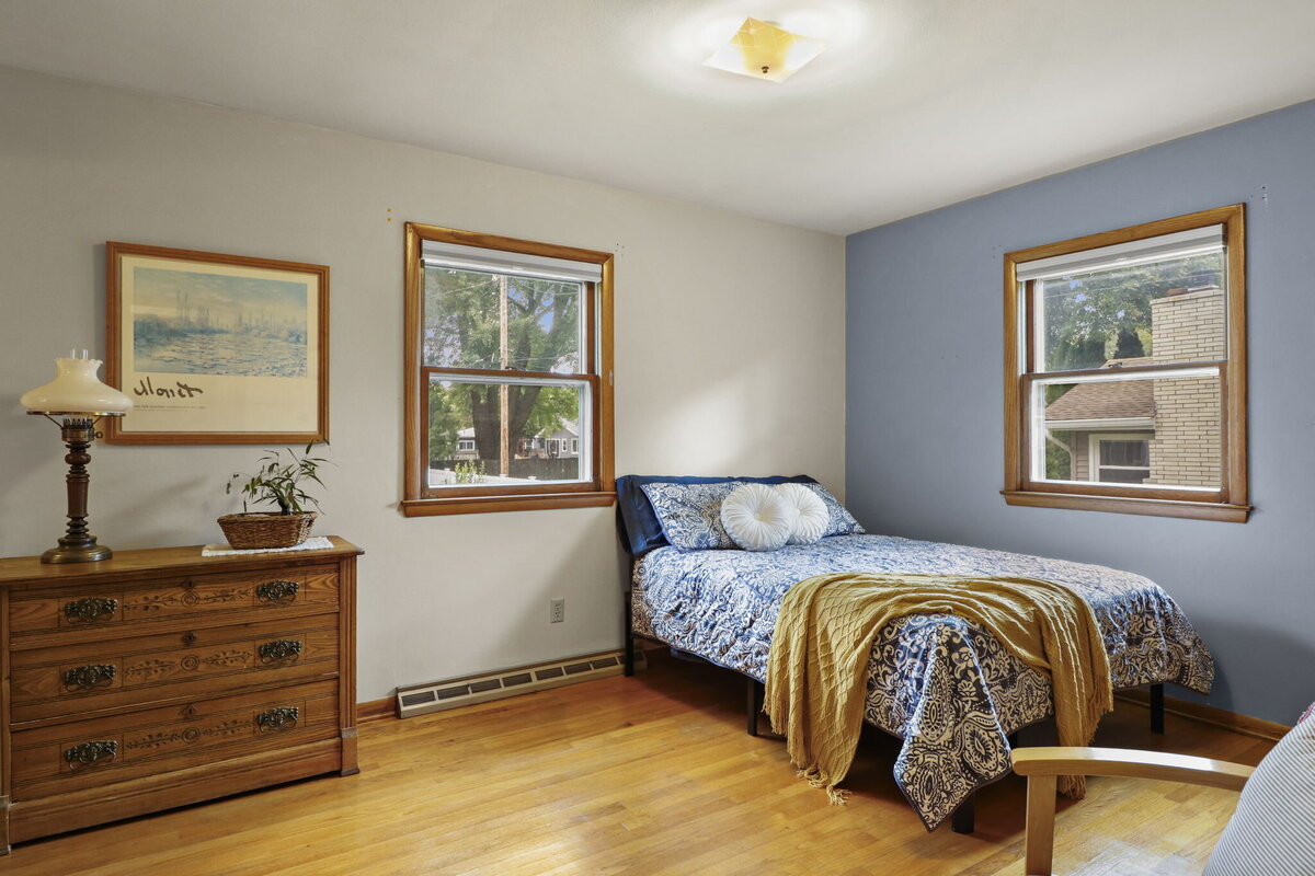 21-web-or-mls-500-crestview-dr