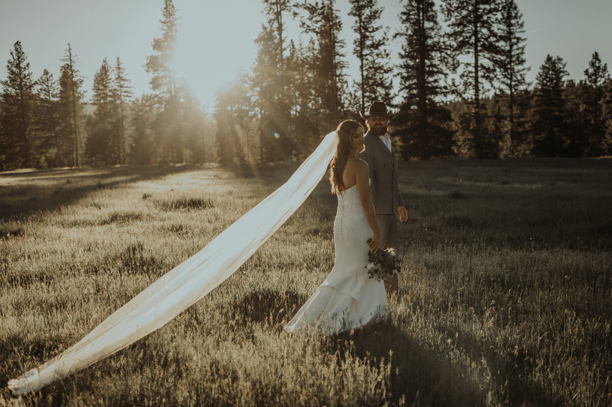 Bride & Groom-40