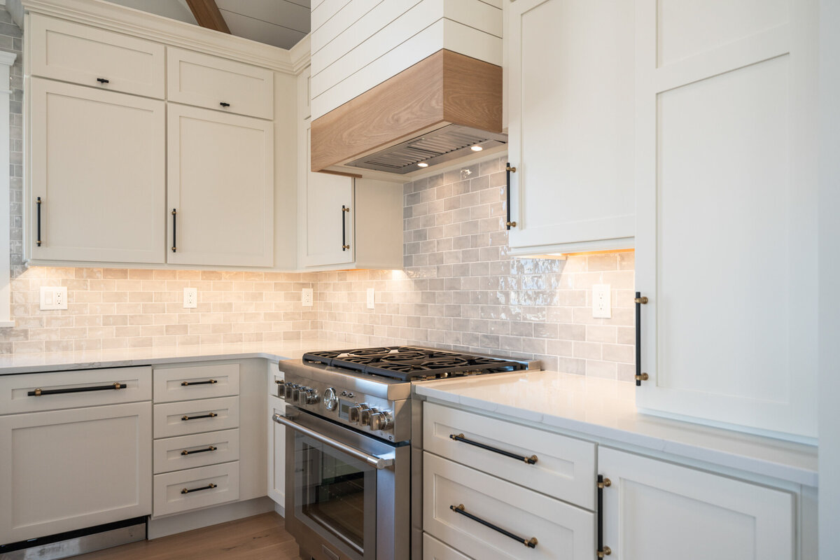 Long-Beach-Island-Interior-Designer-Faye-Roeber-13