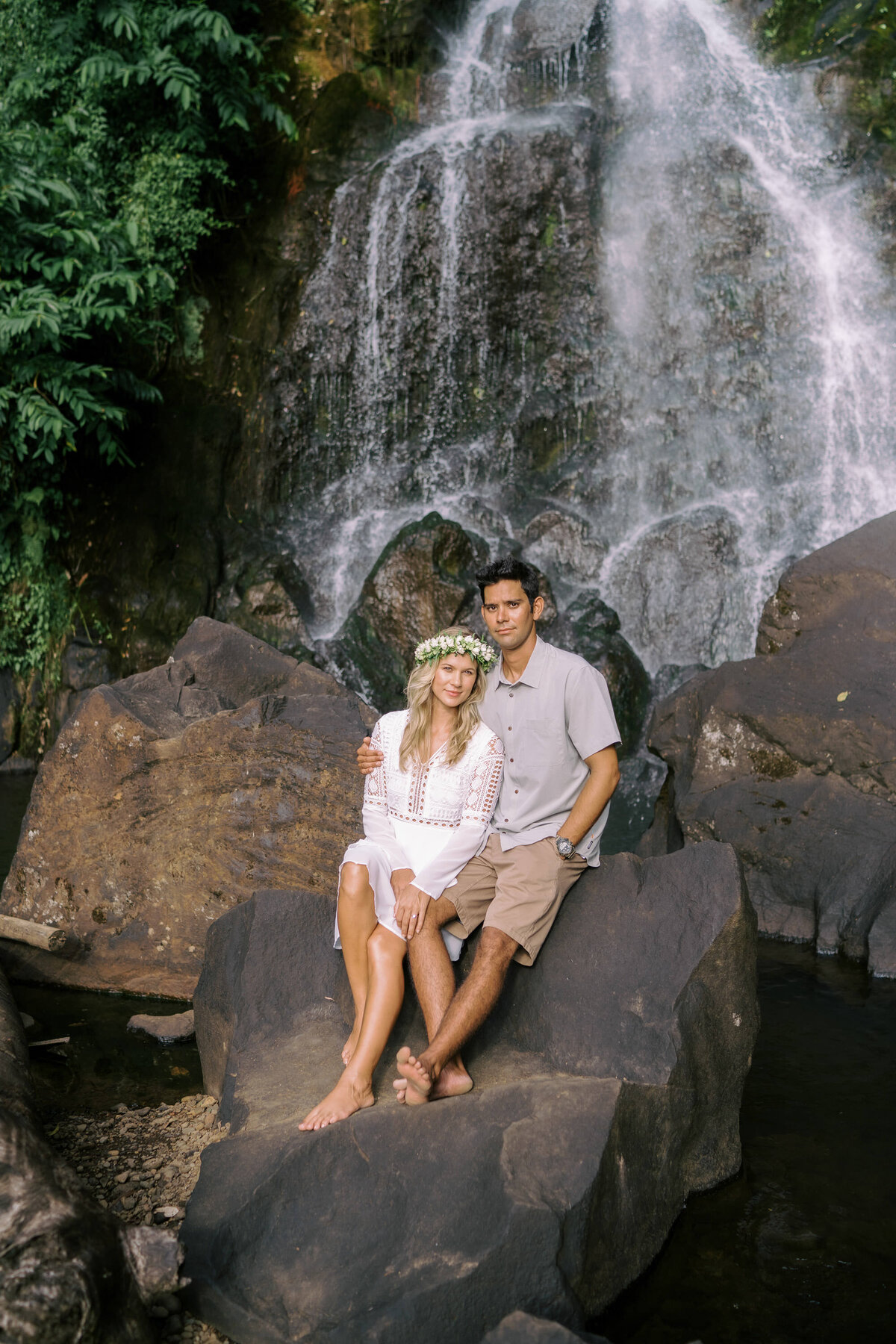 oahu-engagement-session-private-estate-8