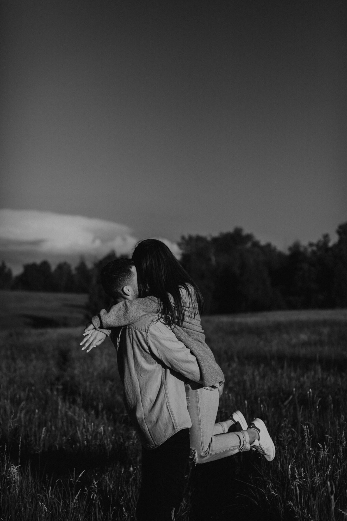 jaimie-scott-engagement-summer-sunset-dundas-10
