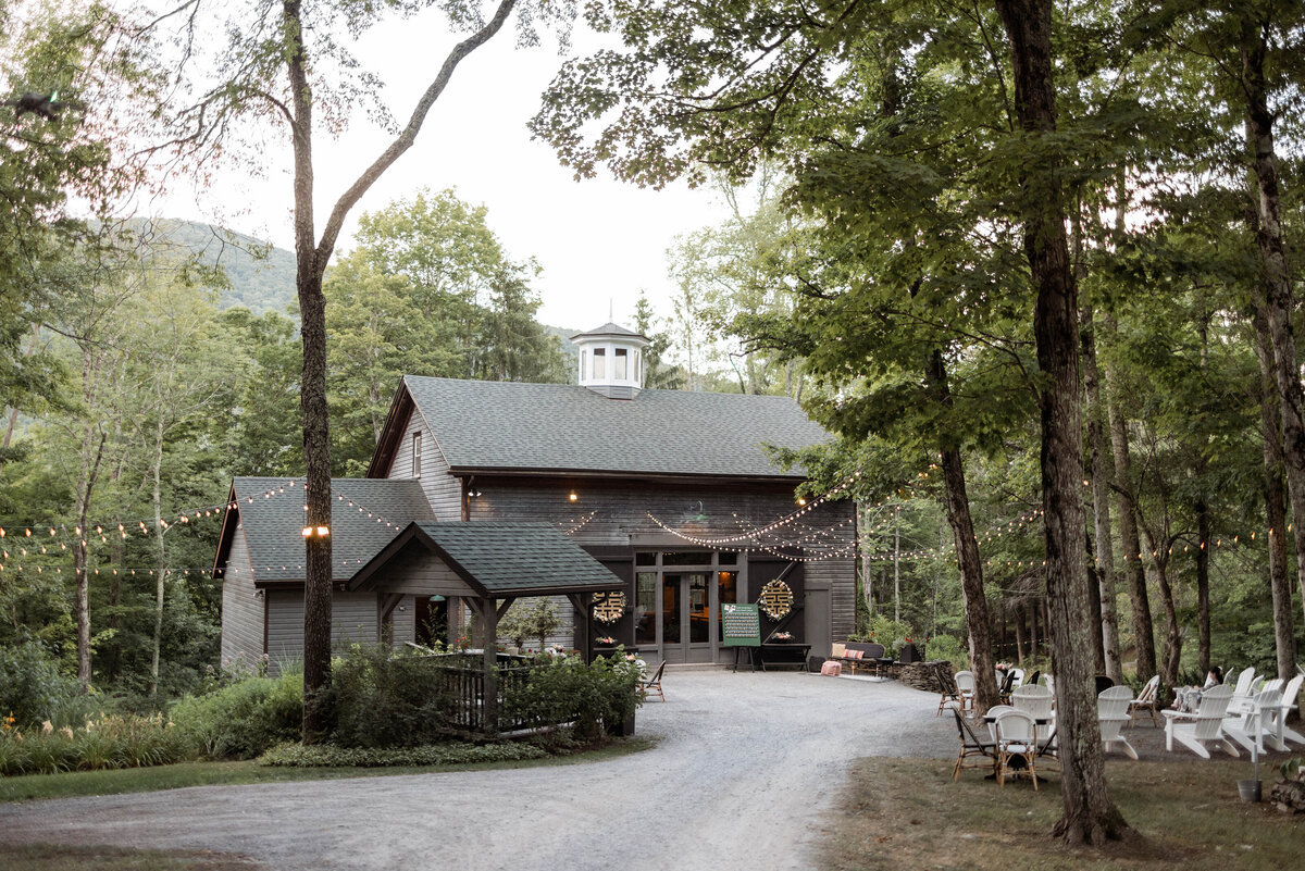 Sweet and Spunky Woodland Pastel Wedding in the Catskills with Magic Flute Photo 394