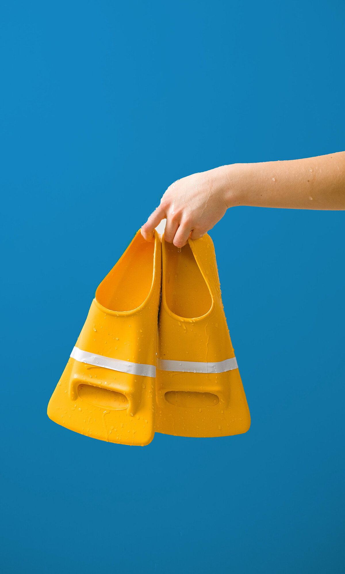 flippers-with-blue