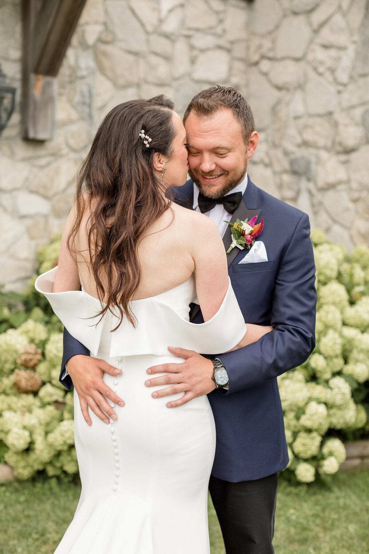 Aviva and Tyler Wedding Sneak Peeks - Dylan and Sandra Photography -21