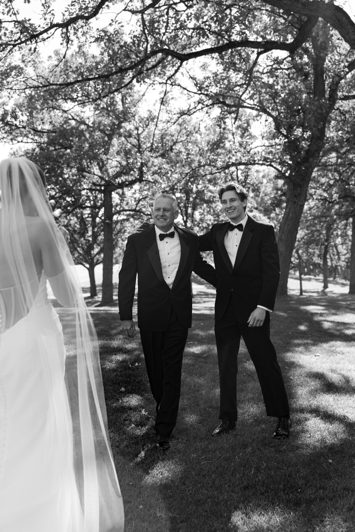 Abigail Anne Photography Storytelling Wedding Photographer in Colorado and Chicago — Wedding Photo 17