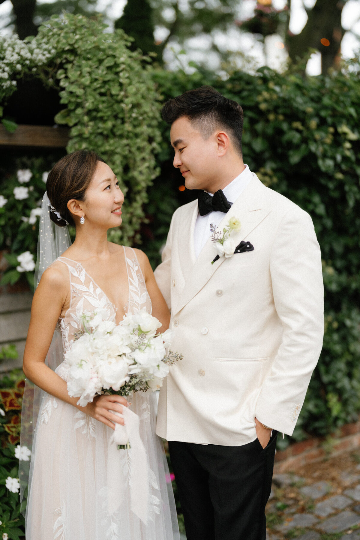 Brooklyn_Wedding_River_Cafe_Lev_Kuperman_037