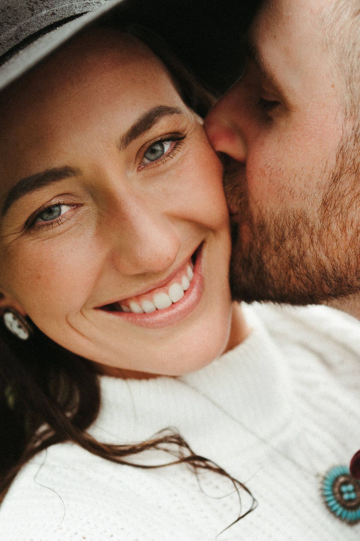 presley-gray-photo-montana-western-style-engagement-3890