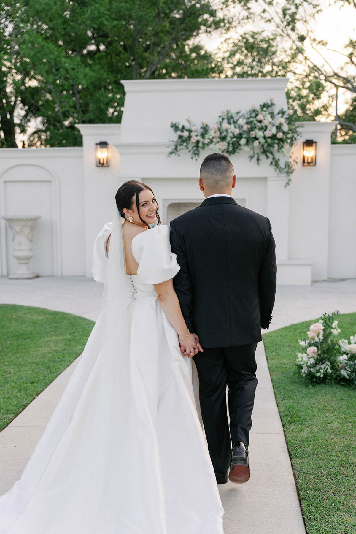 Lauren and Dylan's luxury wedding at Milicevic Family Vineyards