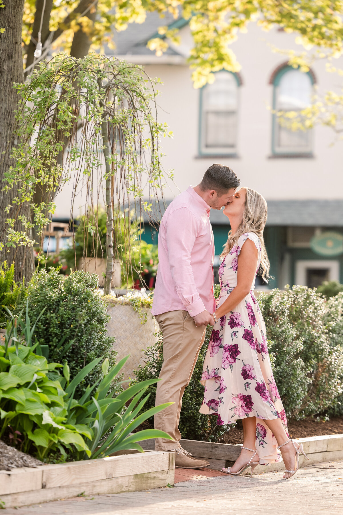 New Jersey Wedding Photographers	Spring Lake, NJ	Downtown Spring Lake 3rd Avenue	Engagement Session	Spring April	Elegant Luxury Artistic Modern Editorial Light and Airy Natural Chic Stylish Timeless Classy Classic Romantic Couture Fine Art Experienced Professional Love Couples Emotional Genuine Authentic Real Fashion Fairy Tale Dream Lovers Jersey Shore Intimate	Engagement Session Photos Portraits Image 5