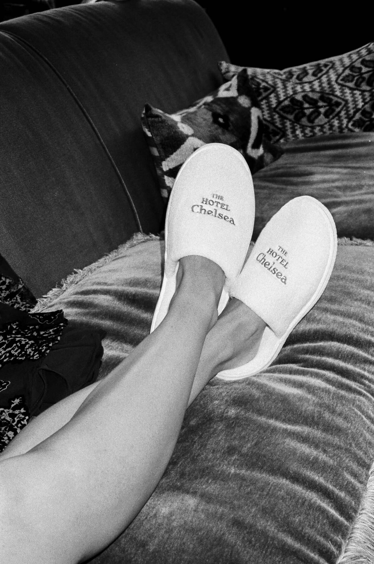 hotel-chelsea-nyc-wedding-on-film-01