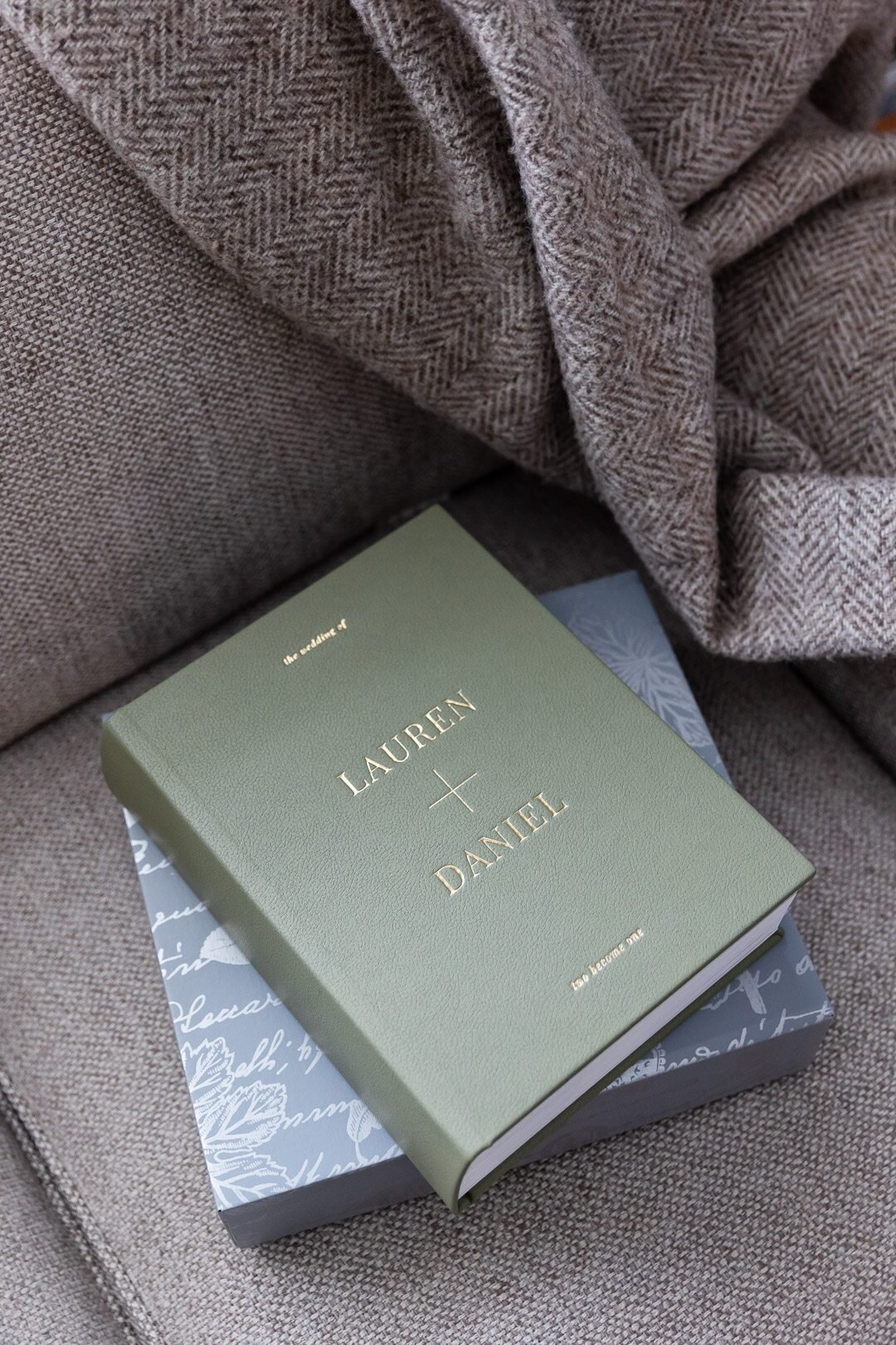 Underatreehouse Wedding Albums 1424-Web