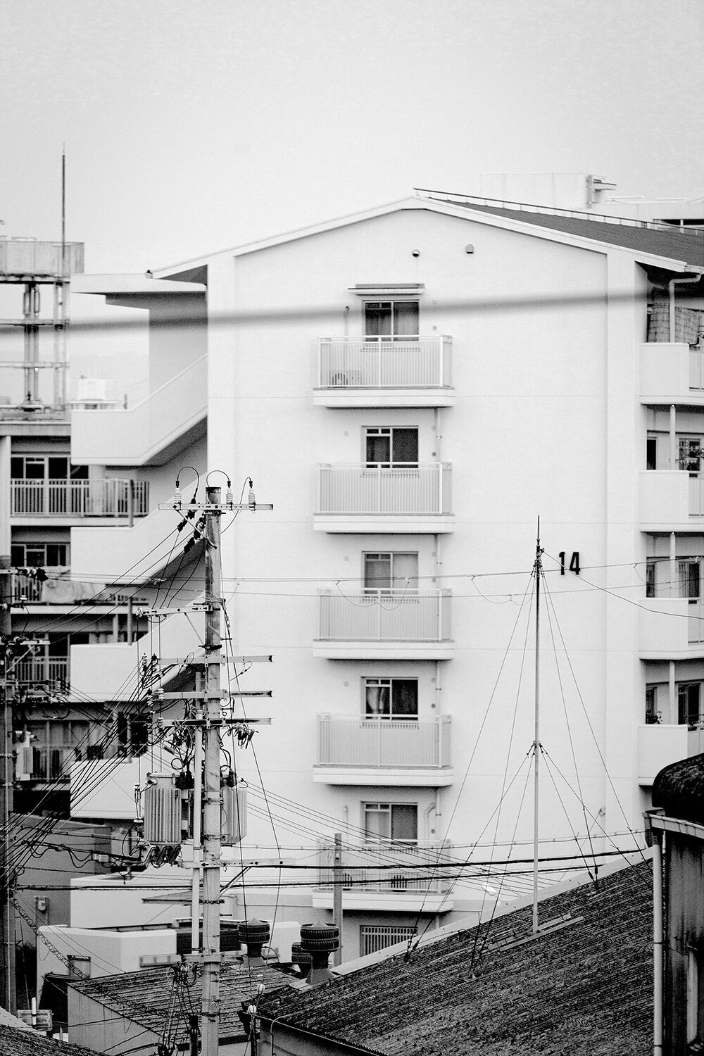 japan2360-sharp