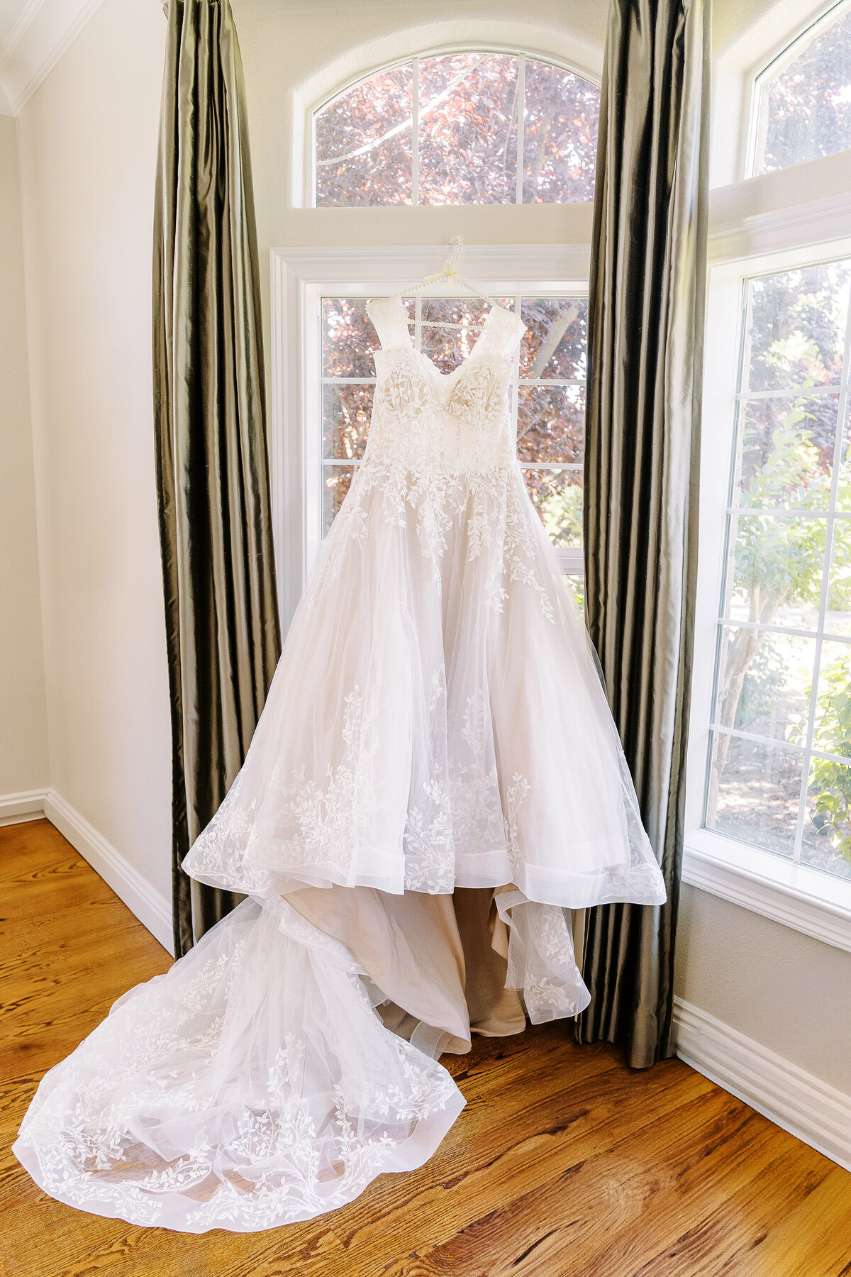 Wolfe-Heights-Sacramento-Wedding-04