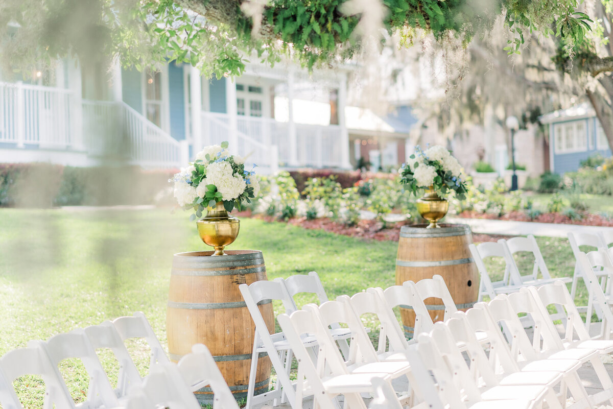 Maddie & Charlie Highland Manor Apopka Wedding Ceremony Decor | Lisa Marshall Photography