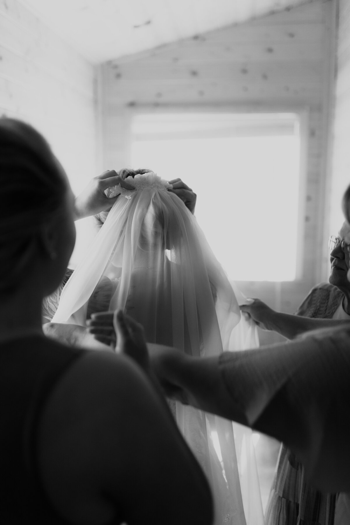 black and white image bride with veil