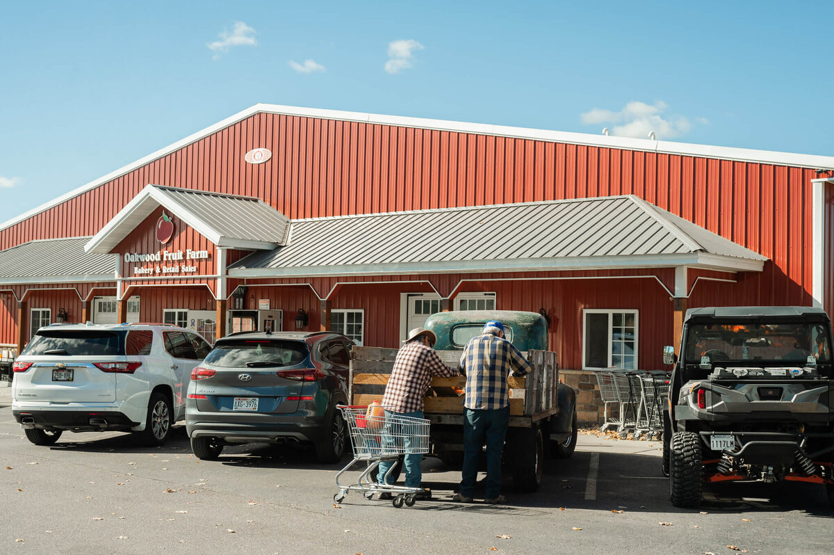 Oakwood-Fruit-Farm-Apple-Orchard-Richland-Center-Wisconsin-16