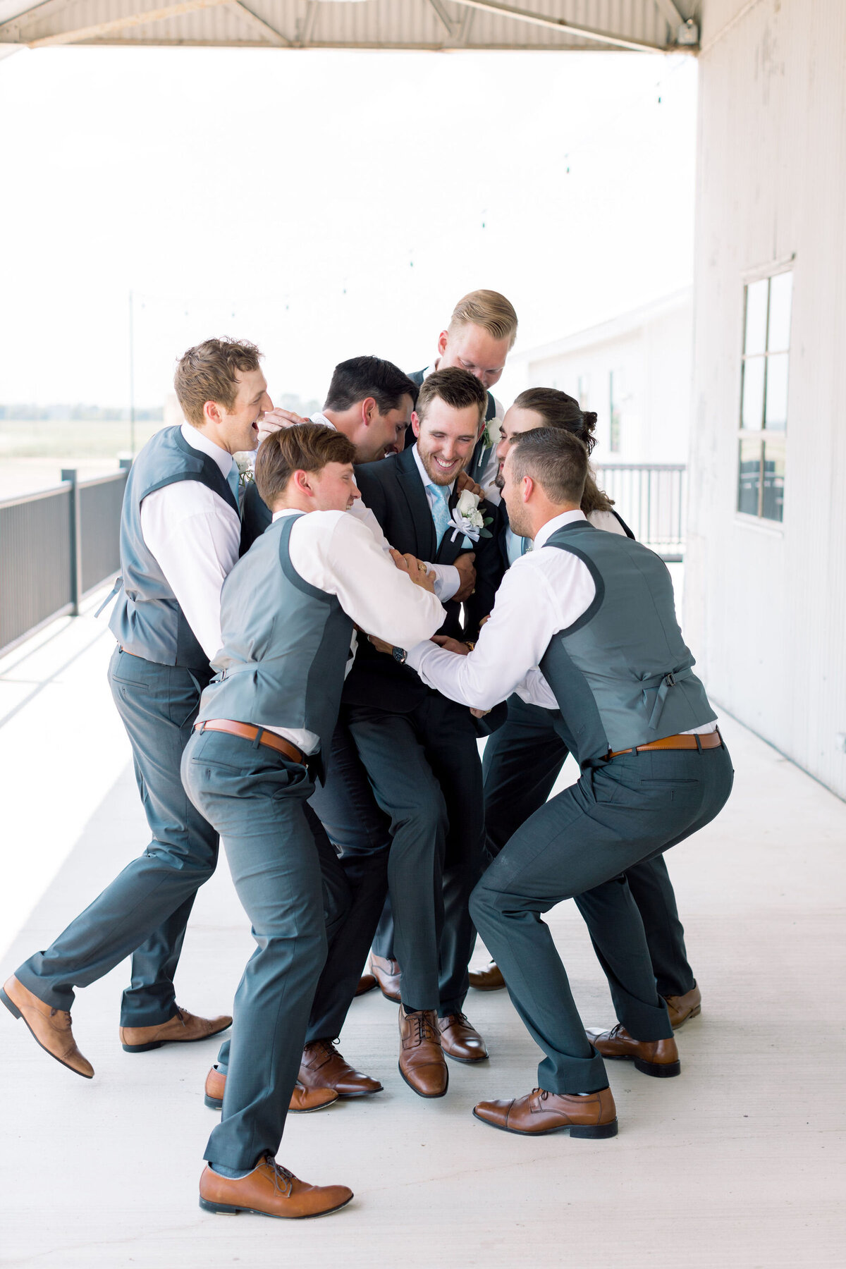 summer-rustic-blue-gin-wedding-28