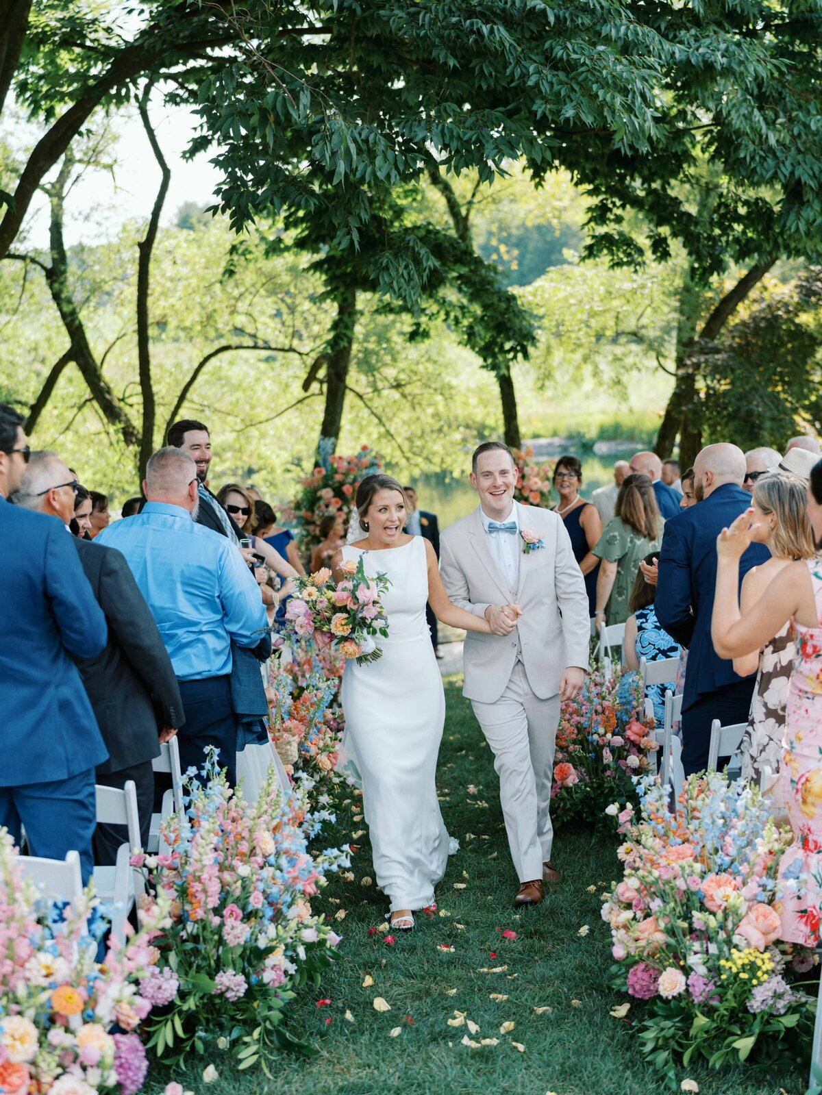 farm-at-eagles-ridge-lancaster-wedding-090