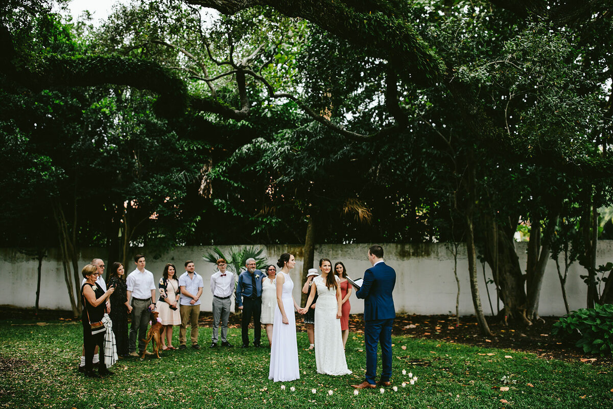 Fort-Lauderdale-Intimate-Elopement-Outdoor-Ceremony