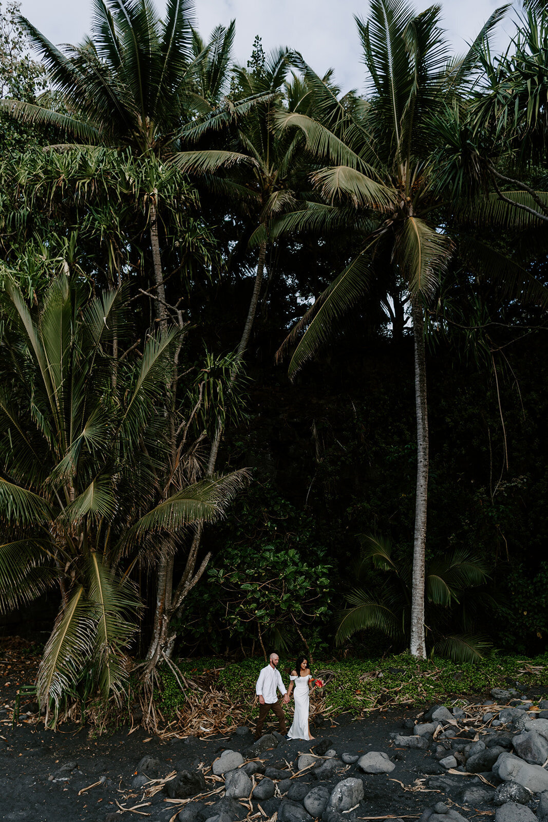 23.01.09_Anahi and Seth_Hawaii Elopement _0277_websize