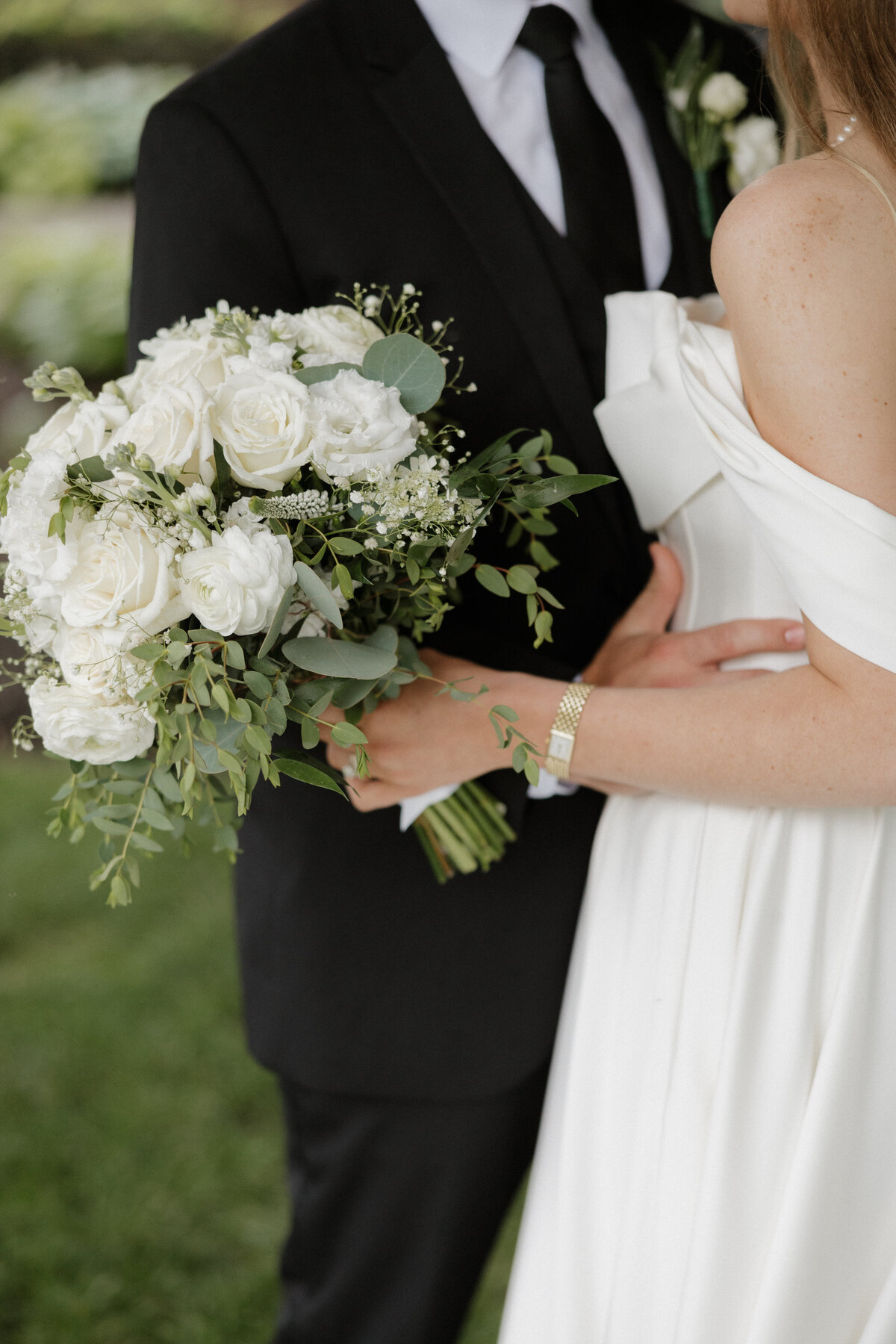 Indianapolis wedding photography bridal bouquet portrait