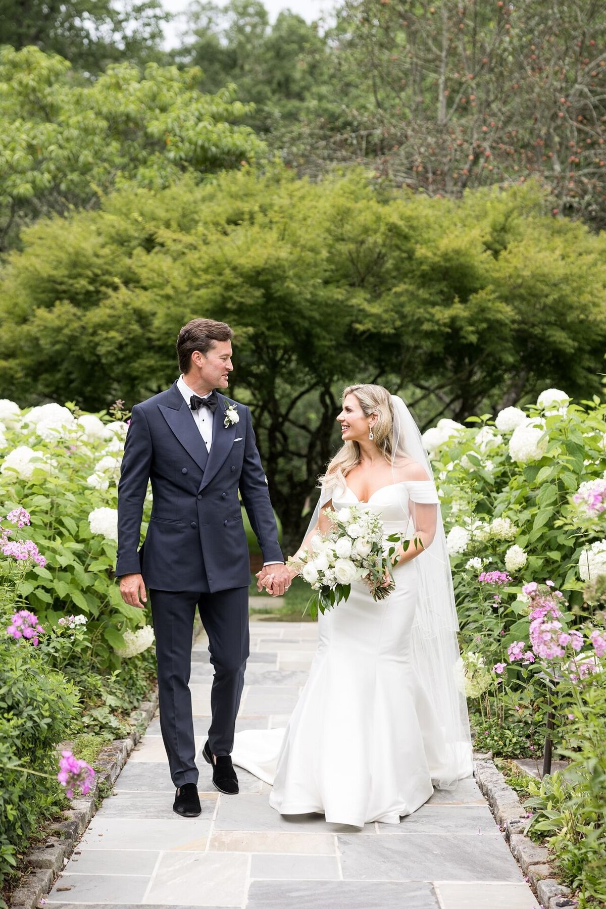 Wedding-at-Farm-at-Old-Edwards-Highlands-North-Carolina-0379